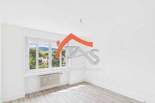 Vente                                                      Appartement
                        
                     3 pièces                      91 m2                     à Saint-Chamond