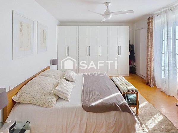 Beaucoup de cachet pour cette bâtisse du XIXéme rénovée