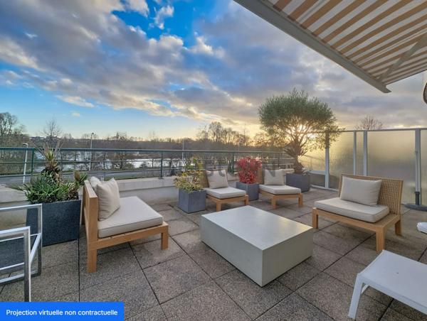 RARE à SAINT CYR-SUR-LOIRE, RESIDENTIEL, APPARTEMENT T4+TERRASSE+DOUBLE BOX+ CAVE