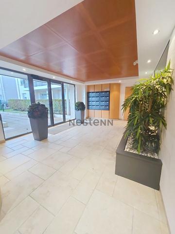 RARE à SAINT CYR-SUR-LOIRE, RESIDENTIEL, APPARTEMENT T4+TERRASSE+DOUBLE BOX+ CAVE