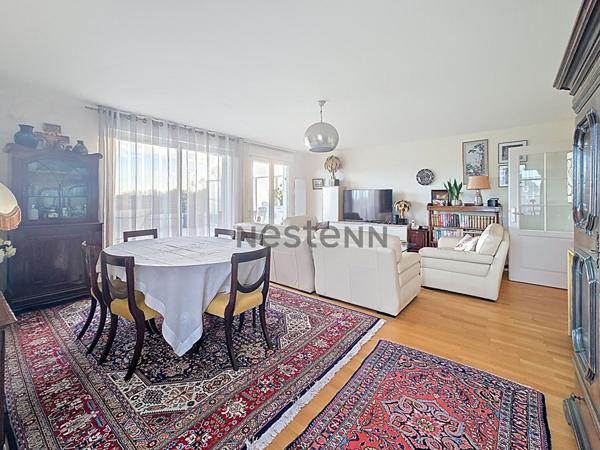 RARE à SAINT CYR-SUR-LOIRE, RESIDENTIEL, APPARTEMENT T4+TERRASSE+DOUBLE BOX+ CAVE