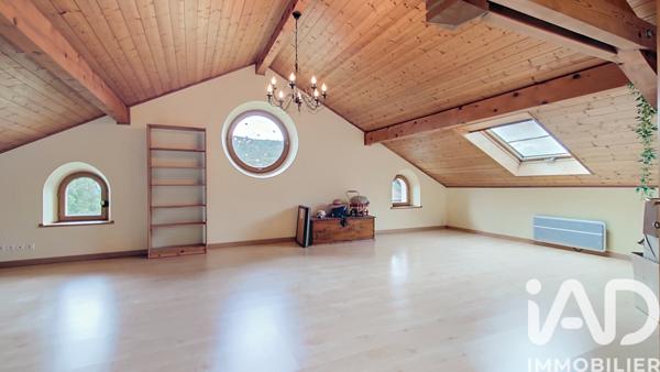 Maison à vendre 5 pièces 258 m² Saint-André-de-Boëge