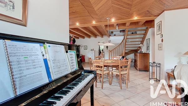 Maison à vendre 5 pièces 258 m² Saint-André-de-Boëge