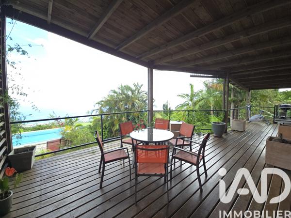 Maison à vendre 5 pièces 181 m² Les Avirons