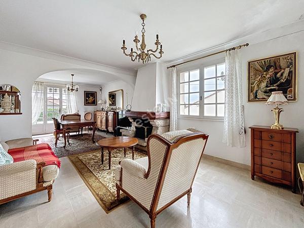 Maison à vendre à Rezé - 6 pièces, 3 chambres, jardin