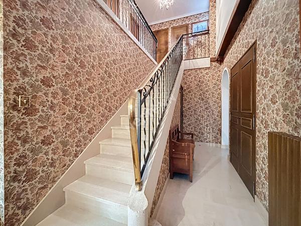 Maison à vendre à Rezé - 6 pièces, 3 chambres, jardin