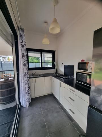 Capesterre-Belle-Eau (97130) Charmant bungalow T3 meublé dans un écrin de verdure