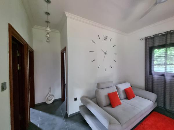 Capesterre-Belle-Eau (97130) Charmant bungalow T3 meublé dans un écrin de verdure