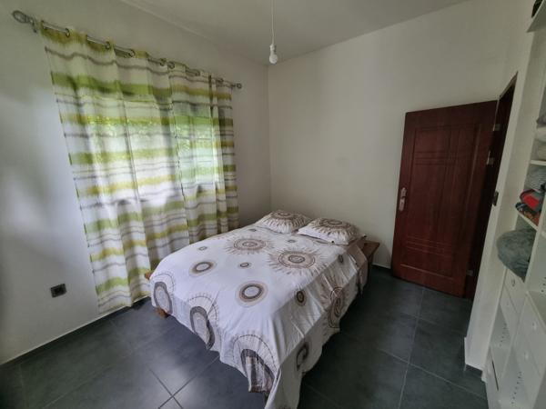 Capesterre-Belle-Eau (97130) Charmant bungalow T3 meublé dans un écrin de verdure