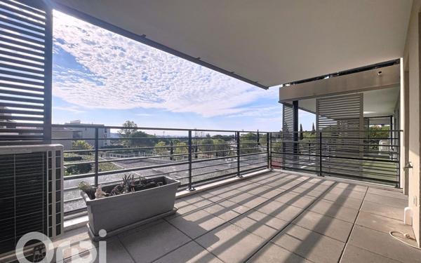 Appartement à vendre    3 pièces • 69,72 m2 Fréjus
