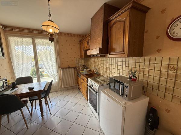 Appartement à vendre à Vichy dans l'Allier (03200), ref : 2025/979-03020