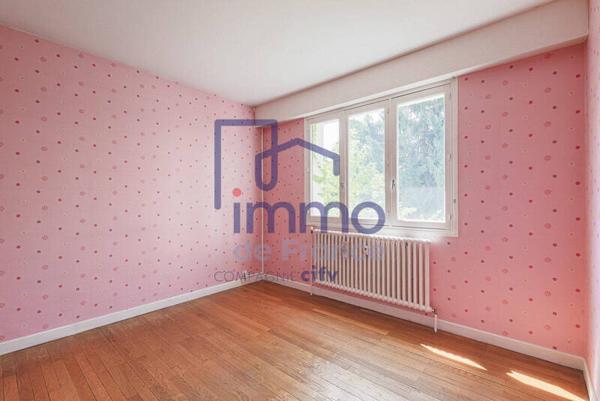 Appartement 3 pièces                                        - 38100 Grenoble Réf : 21743