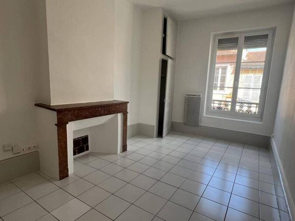 Appartement 1 pièce                                        - 69004 Lyon 4e  Arrondissement Réf : 4918