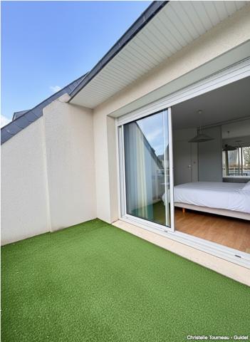 Maison familiale lumineuse avec piscine – proche bourg et plages