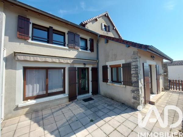 Maison à vendre 6 pièces 165 m² Orgelet
