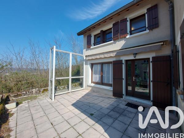 Maison à vendre 6 pièces 165 m² Orgelet