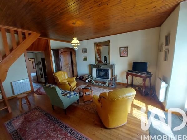 Maison à vendre 6 pièces 165 m² Orgelet