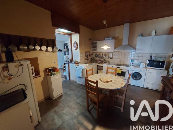Maison à vendre 6 pièces 165 m² Orgelet