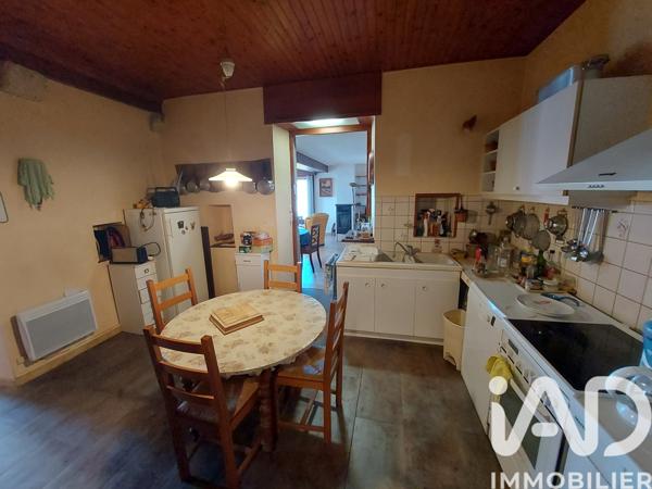 Maison à vendre 6 pièces 165 m² Orgelet