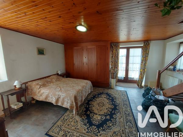 Maison à vendre 6 pièces 165 m² Orgelet