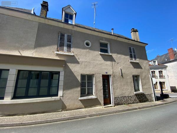 Maison de ville à vendre à Écueillé dans l'Indre (36240), ref : 1050806