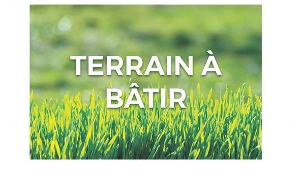 Terrain à vendre  223 m2 PLANCOET - 22
