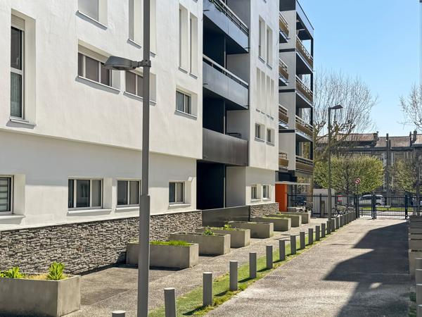 Appartement 2 pièces - 42 m² Exclusivité efficity