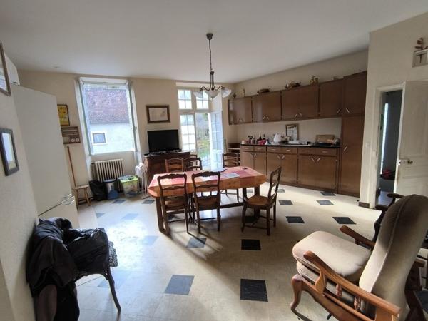 Maison à vendre |  Figeac |  8 pièces | 205 m²