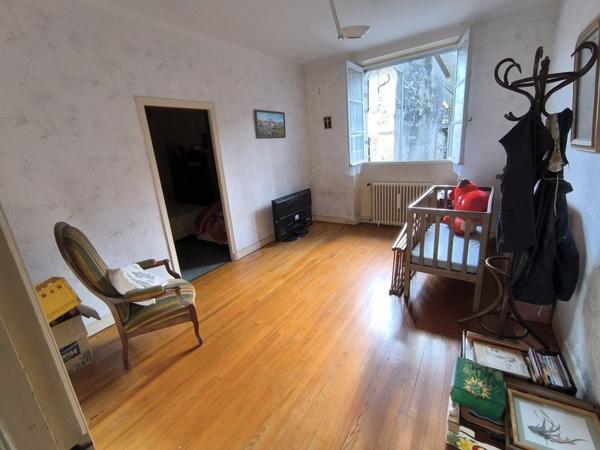 Maison à vendre |  Figeac |  8 pièces | 205 m²