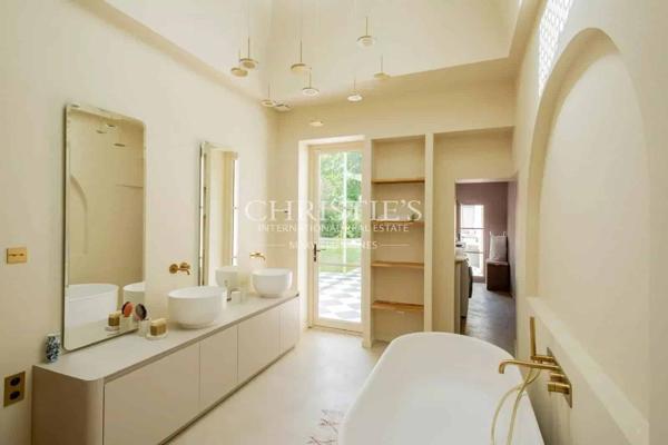 Maison haut de gamme à vendre à Mérignac, limite Bordeaux Saint-Augustin