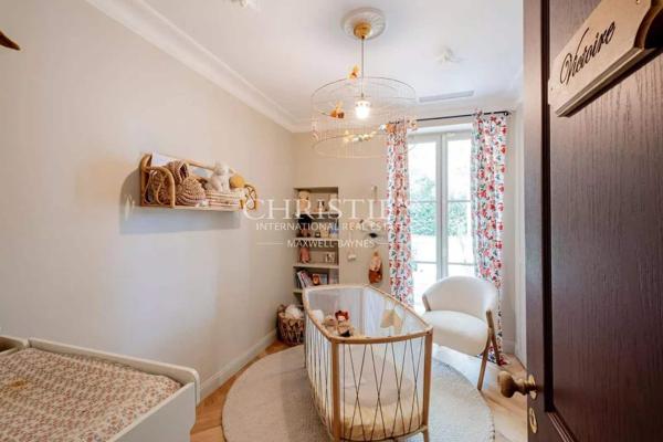 Maison haut de gamme à vendre à Mérignac, limite Bordeaux Saint-Augustin