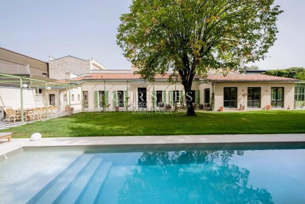 Maison haut de gamme à vendre à Mérignac, limite Bordeaux Saint-Augustin