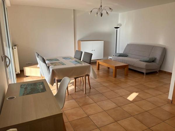Appartement à louer à Cessy (01170)