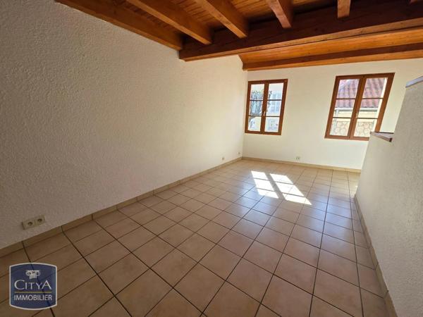 Maison à louer 2 pièces 46m² Issoire (63500)