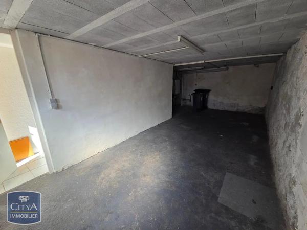 Maison à louer 2 pièces 46m² Issoire (63500)