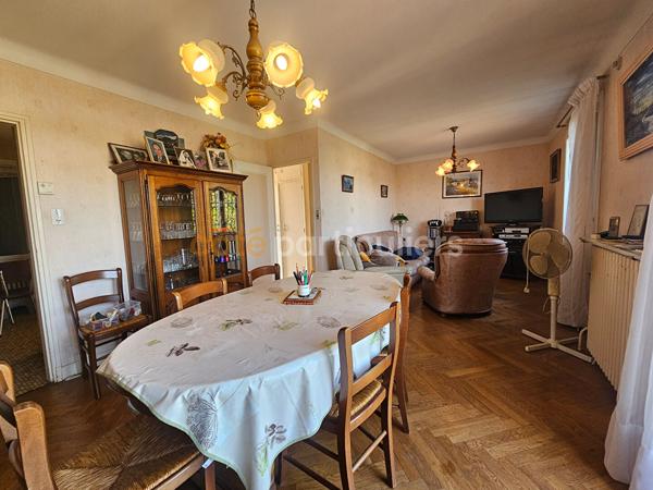 Vente
                Maison135 m² - 5 Pièces -
                    ESTILLAC (47310)
