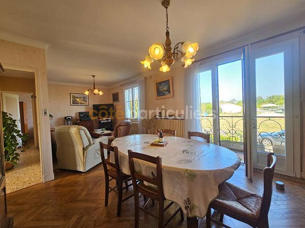 Vente
                Maison135 m² - 5 Pièces -
                    ESTILLAC (47310)