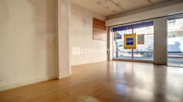 Location local commercial Elbeuf - 2 pièce(s) - 30 m² - 400 €/mois