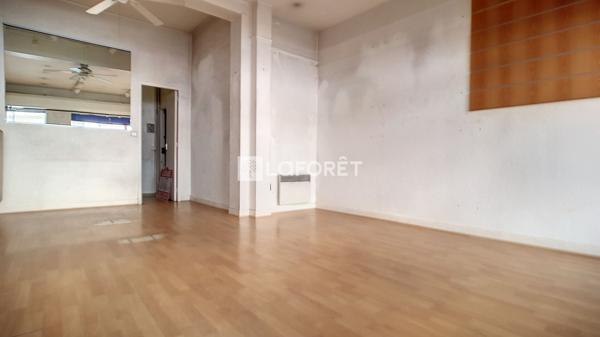 Location local commercial Elbeuf - 2 pièce(s) - 30 m² - 400 €/mois