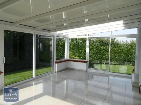 Maison à louer 4 pièces 86.91m² Wambrechies (59118)