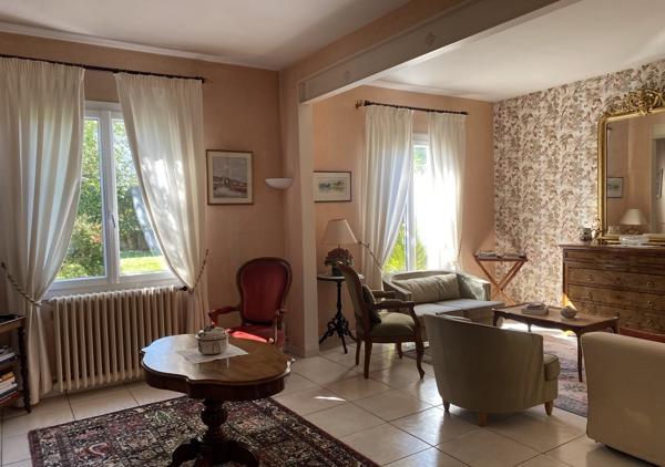 Charmante maison plein Sud de 100 m² sur une parcelle de 224 m² arborée