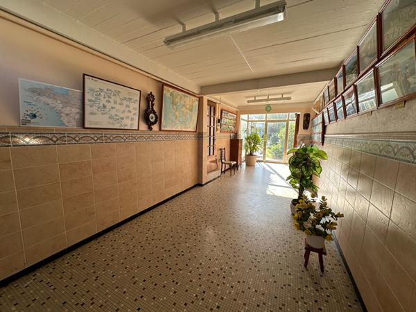 Maison quartier Zola à Nantes d'environ 176m² , avec grand jardin arboré. Fort potentiel d'évolution!