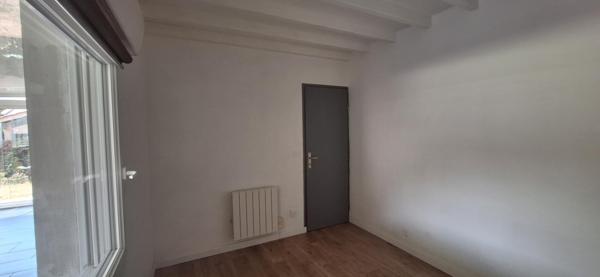 Maison 2 chambres + dépendance à aménager