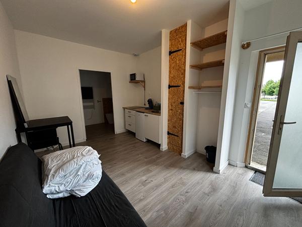 A LOUER - Studio meublé centre de Montauban de Bretagne