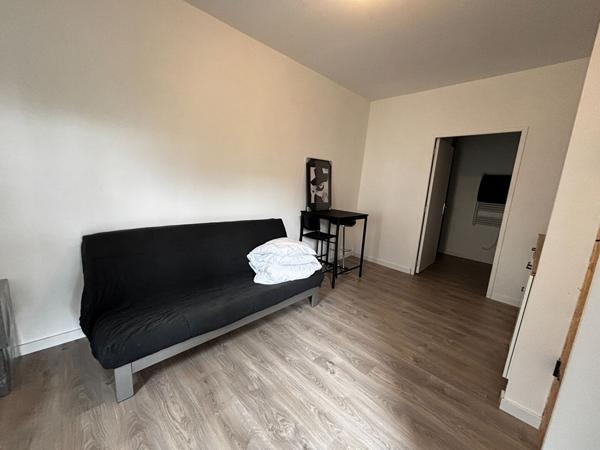 A LOUER - Studio meublé centre de Montauban de Bretagne
