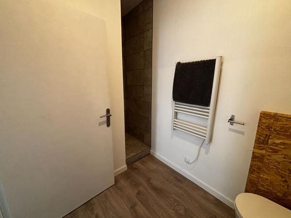 A LOUER - Studio meublé centre de Montauban de Bretagne