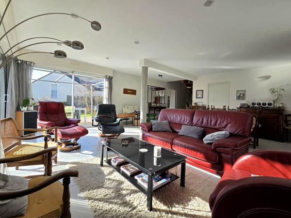 Maison de 174 m² 6 chambres et un bureau