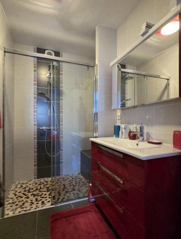 Maison de 174 m² 6 chambres et un bureau