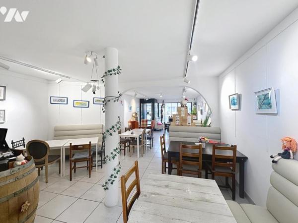 Immeuble - RIANTEC - Local commercial et Appartement en duplex avec terrasse