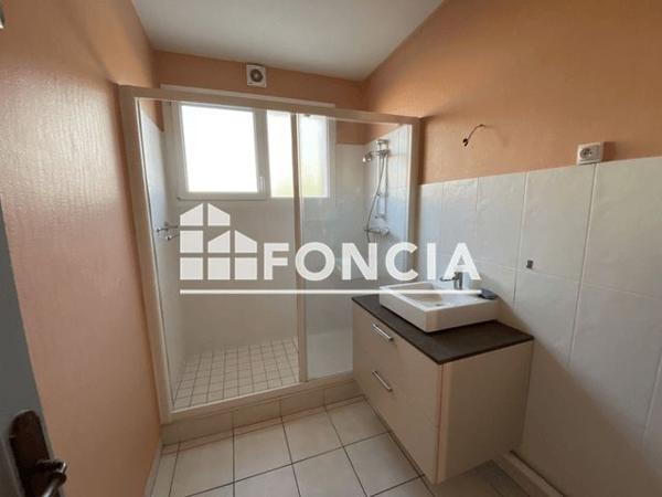 Location Appartement 4 pièces 90.69 m² - 27 RUE VINCENT D'INDY Guilherand-granges 07500